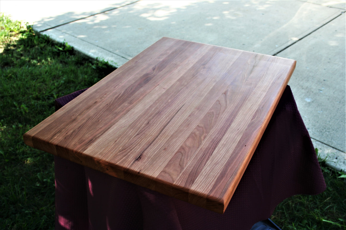 Cherry Edge Grain Cutting Board