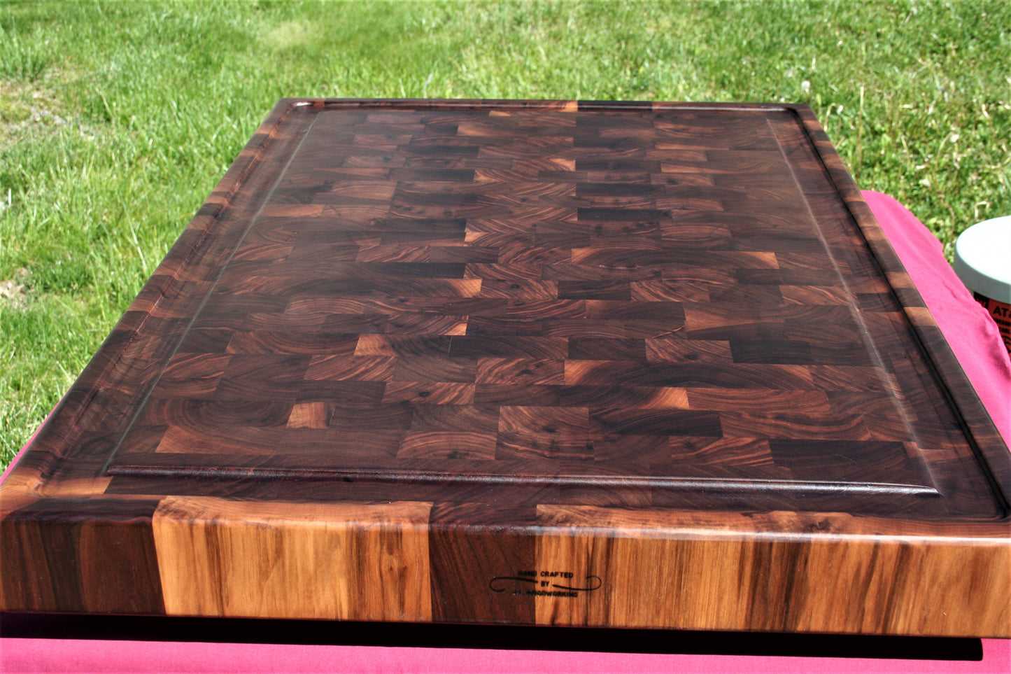 Walnut Endgrain Cutting board