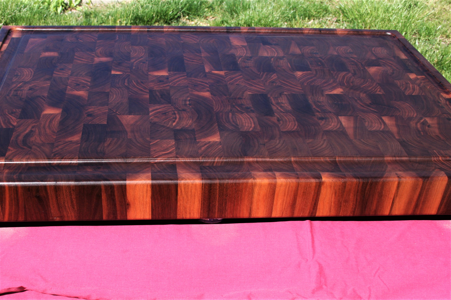 Walnut Endgrain Cutting board
