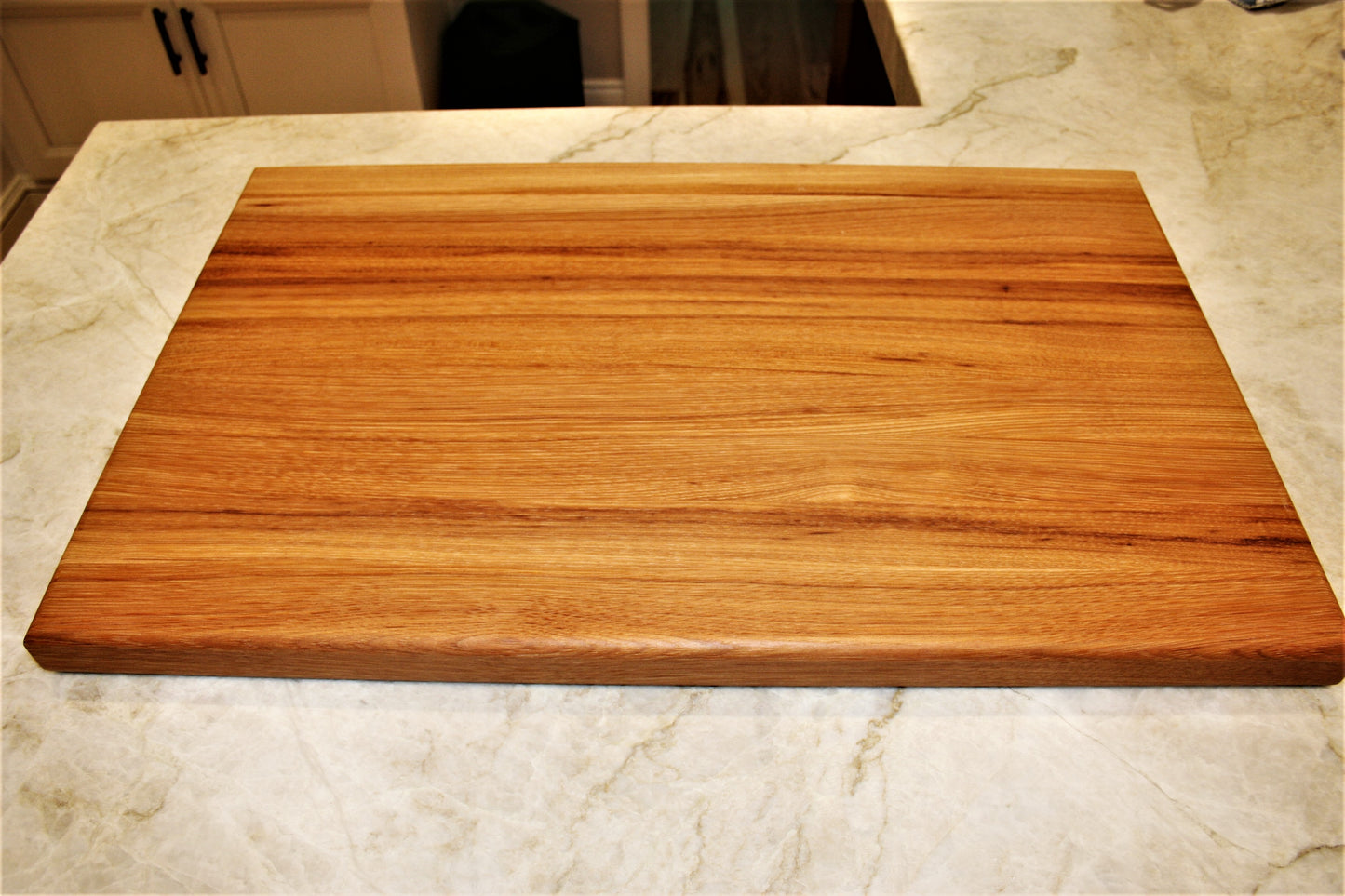 Hickory Edge Grain Cutting board