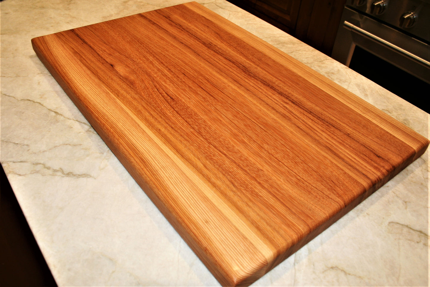Hickory Edge Grain Cutting board