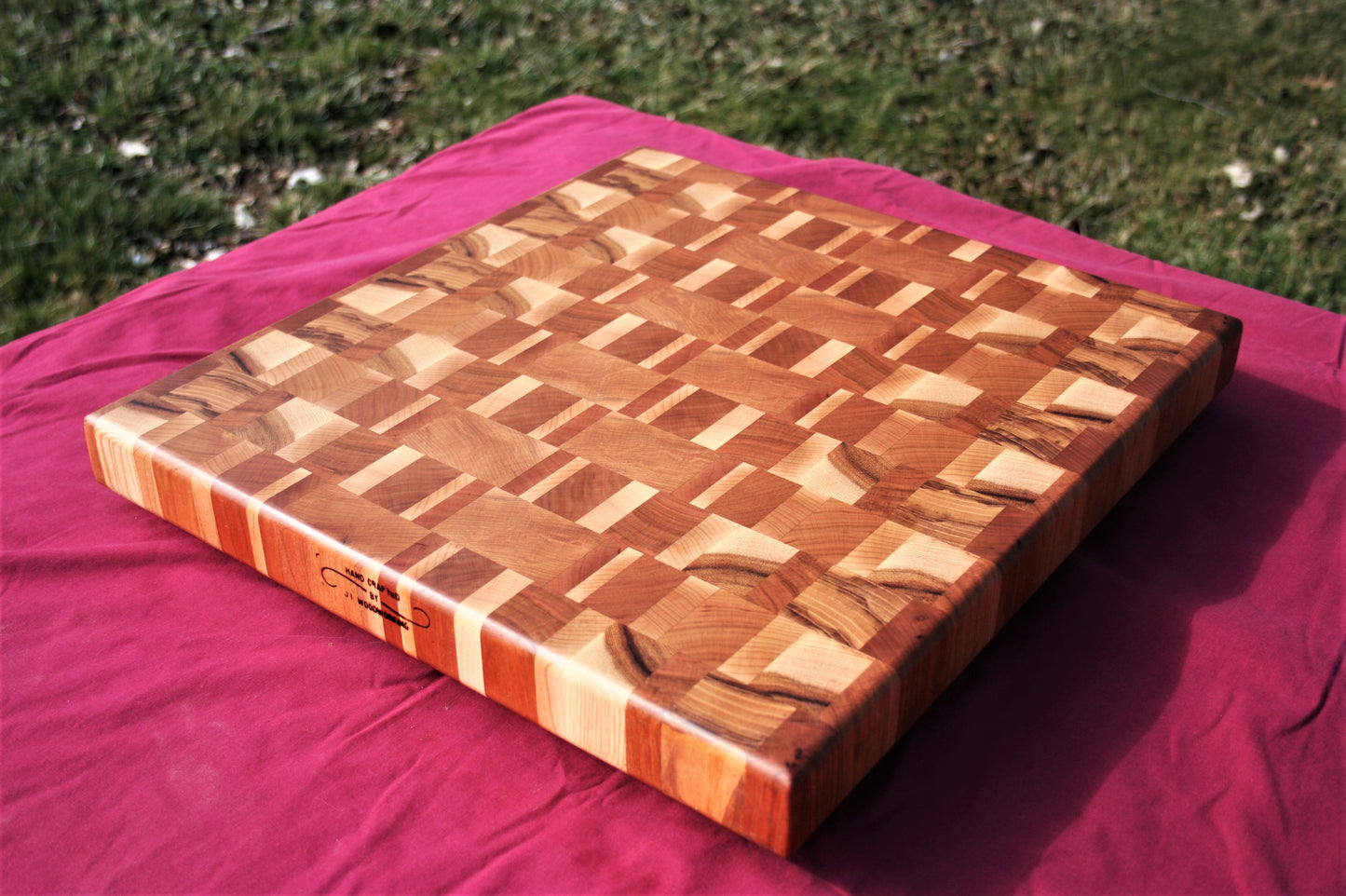 Multi Wood Design Cutting Board