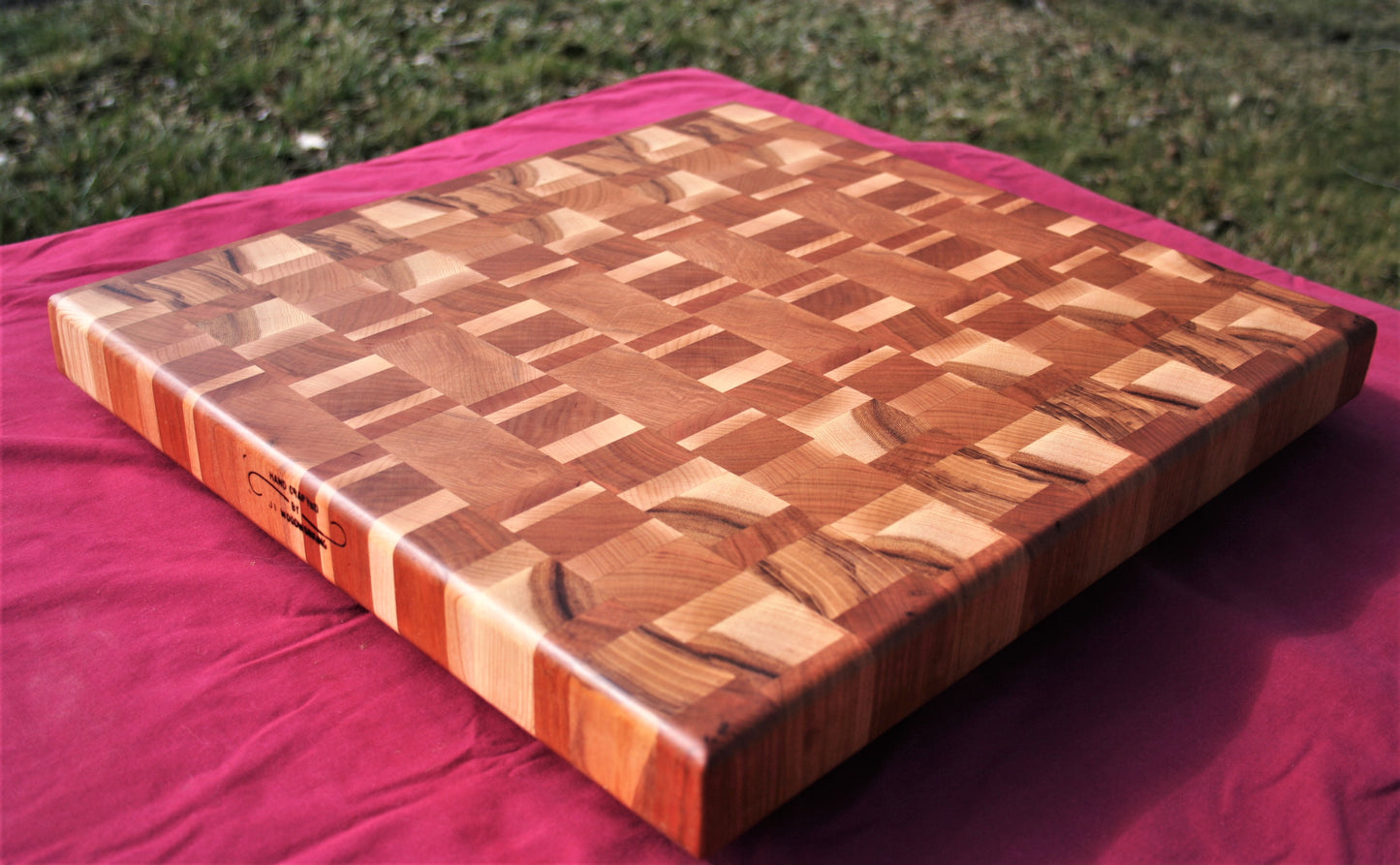 Multi Wood Design Cutting Board