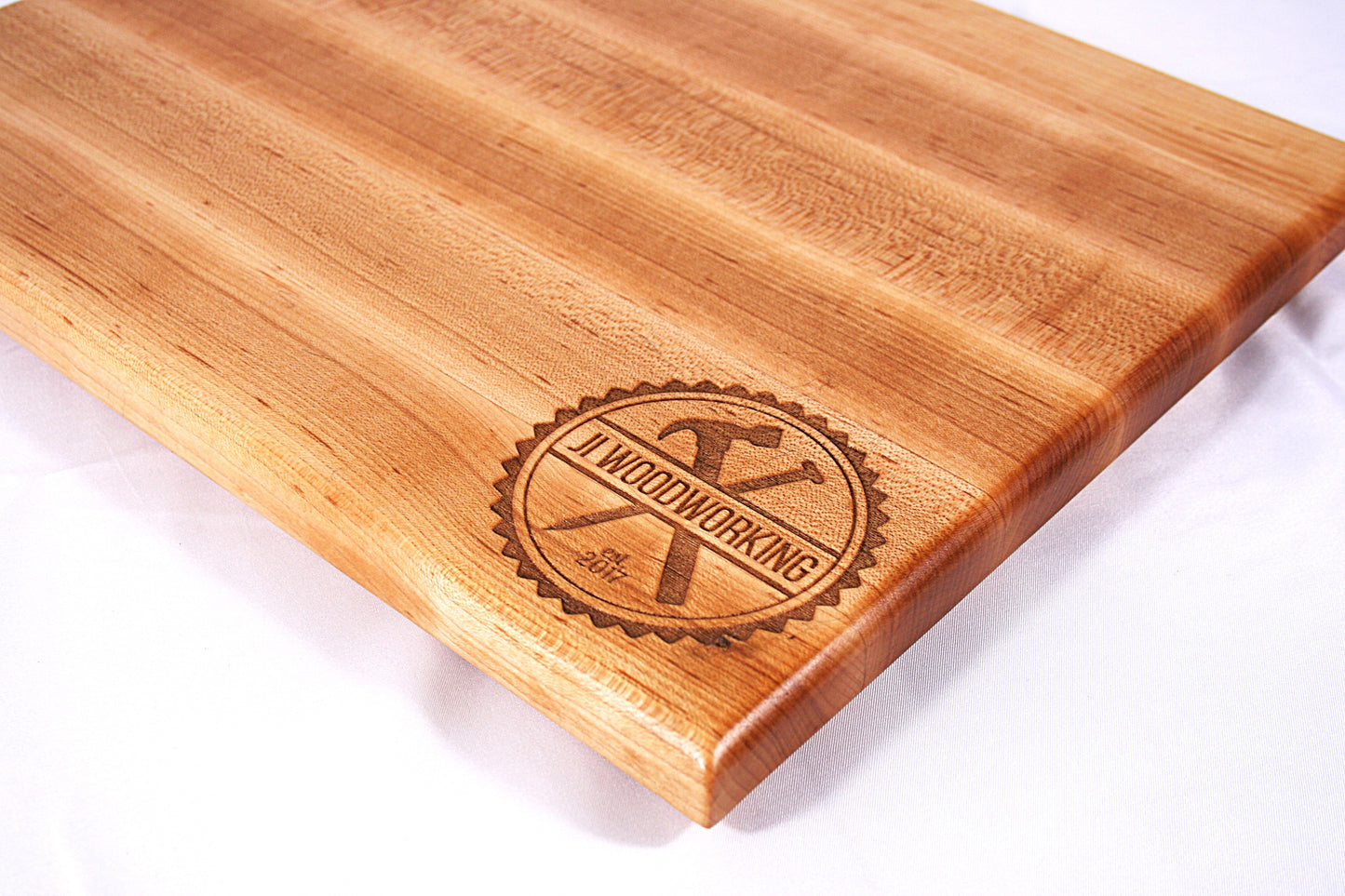 Thin Personalized Logo Maple Edge Grain Cutting Board